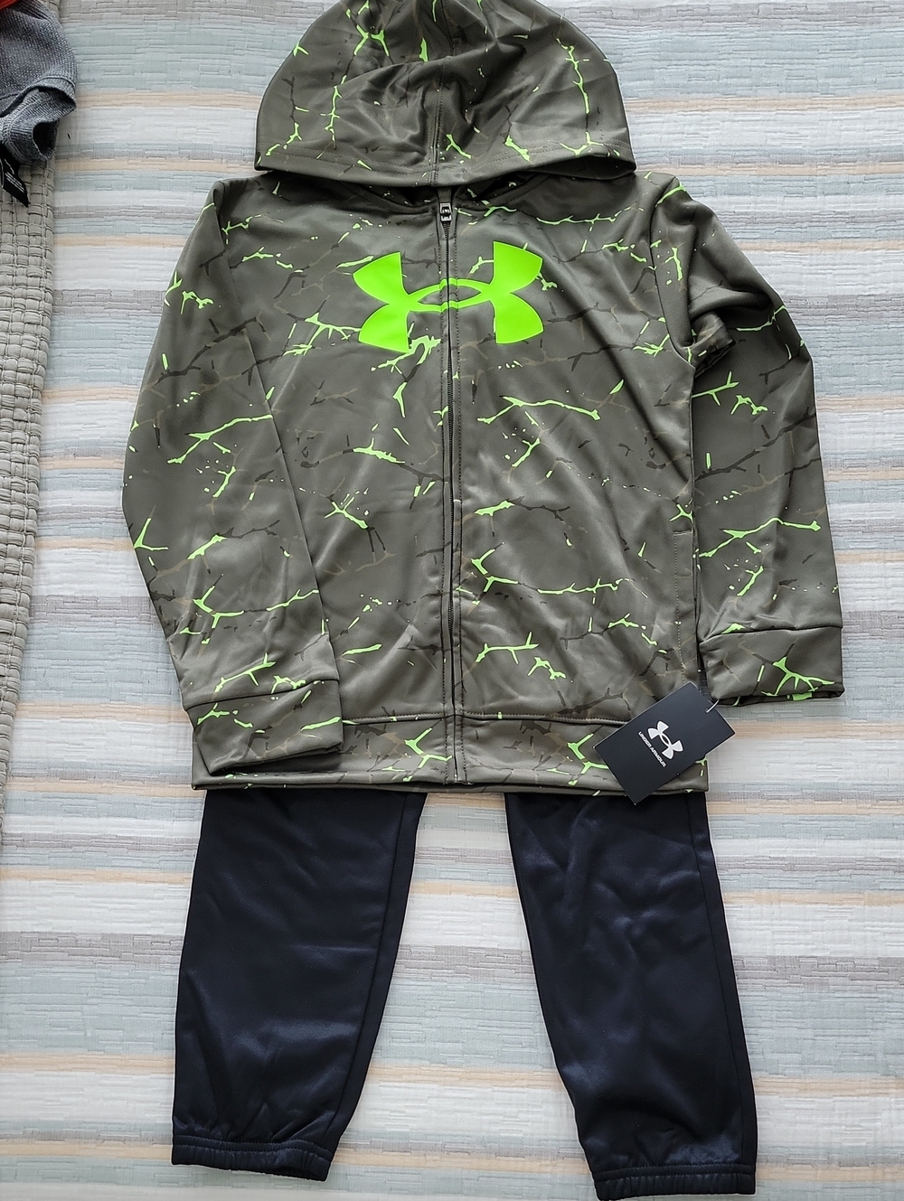 Under Armour Olive Green & Neon Green Zip Hoodie with Black Pants